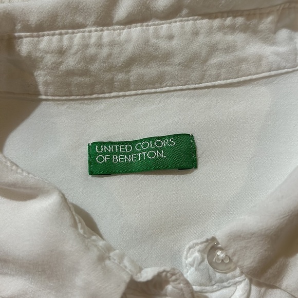 United Colors Of Benetton White Button Down. - Picture 8 of 10